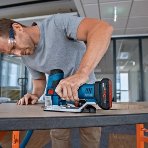 Bosch GST 18V-155 SC Serra Vertical (tico-tico) 18V 155mm - Image 2