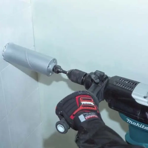 Makita HR3210FCT Martelo Perfurador SDS plus AVT 850W 32mm - Image 2