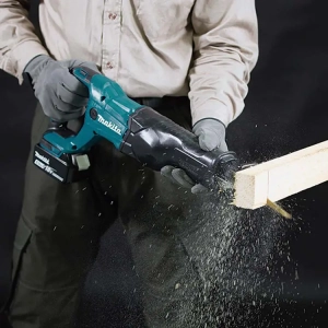 Makita DJR186Z Serra de Sabre "Rabo de Raposa" 18V - Image 2