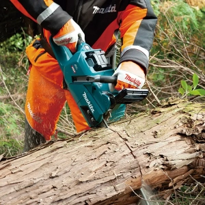 Makita UC011GZ Eletrosserra 40V 35cm - Image 3